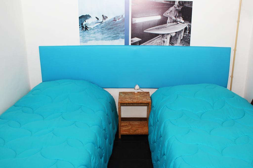 Single Fin Isurf Hostel Figueira da Foz Szoba fotó